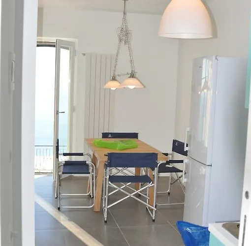 Corniglia - Wifi * San Bernardino